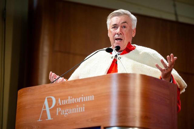 1697031212006005845.jpg 1697031208.jpg